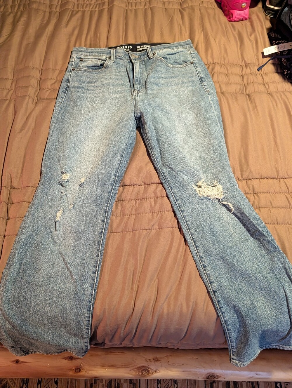 Women's Torrid Jeans Size 12 Distressed Straight Worn Once